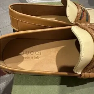Gucci | Shoes | Gucci Mens Brown And Cream Slipon Loafers  display picture 1